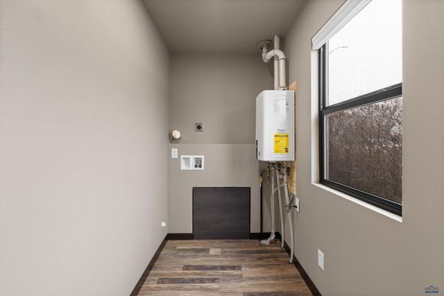 1133 BLAINE AVE, Rapid City, SD 57701