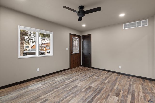 1133 BLAINE AVE, Rapid City, SD 57701