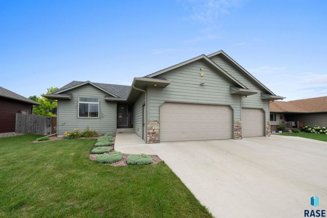 2809 S Lucerne Ave, Sioux Falls, SD 57106