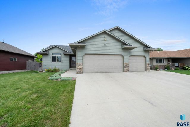 2809 S Lucerne Ave, Sioux Falls, SD 57106