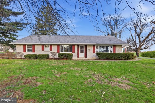 1437 LITITZ RD, Manheim, PA 17545
