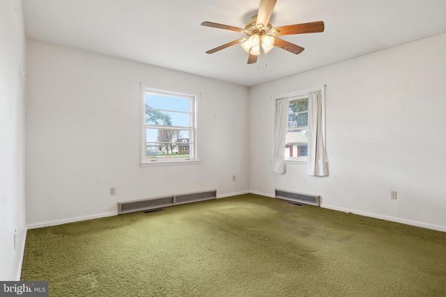 1437 LITITZ RD, Manheim, PA 17545