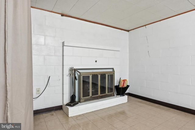 1437 LITITZ RD, Manheim, PA 17545