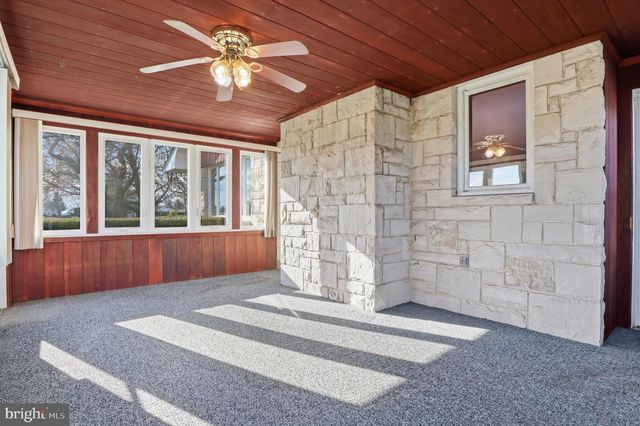 1437 LITITZ RD, Manheim, PA 17545