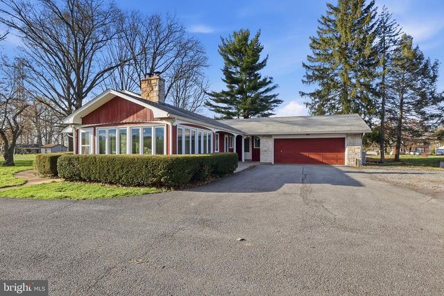 1437 LITITZ RD, Manheim, PA 17545