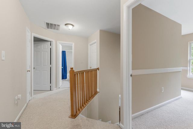3404 HOLLY CIR, Triangle, VA 22172