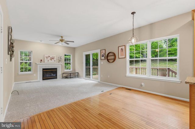 3404 HOLLY CIR, Triangle, VA 22172