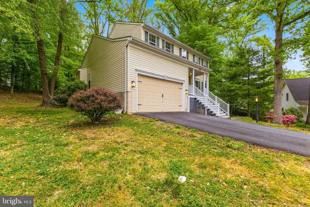 3404 HOLLY CIR, Triangle, VA 22172