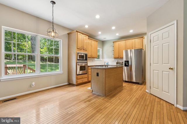 3404 HOLLY CIR, Triangle, VA 22172