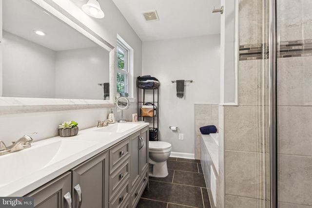 3404 HOLLY CIR, Triangle, VA 22172