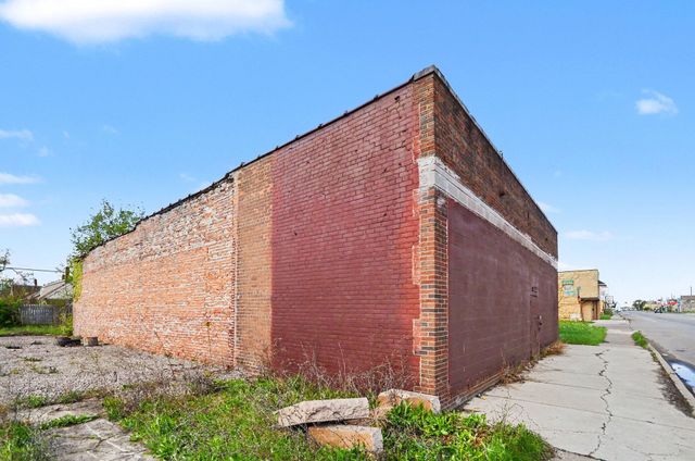 10539 W Chicago, Detroit City, MI 48204