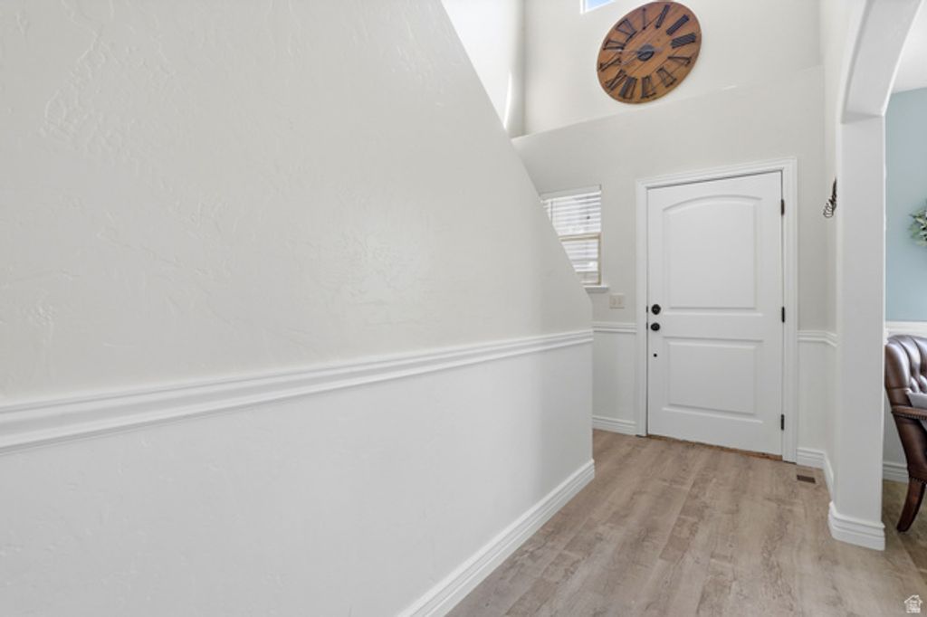 Image 7 of property listing at 58 W BARBED WIRE CRK, Grantsville, UT 84029