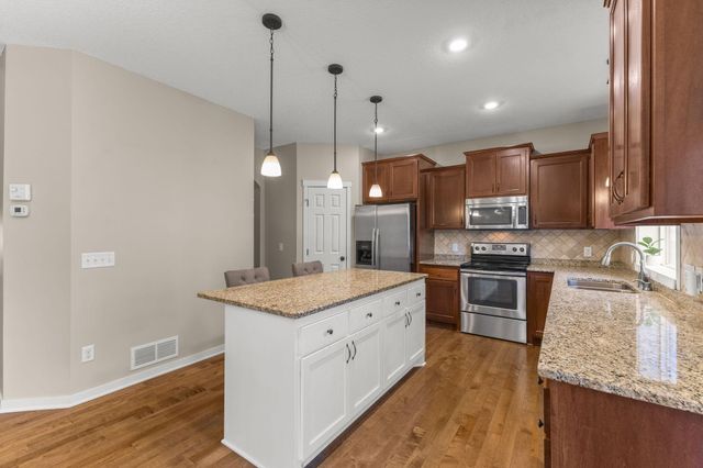 1439 5th Street SW, Delano, MN 55328