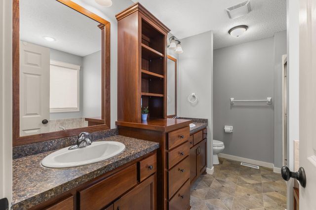 1439 5th Street SW, Delano, MN 55328