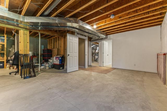 1439 5th Street SW, Delano, MN 55328