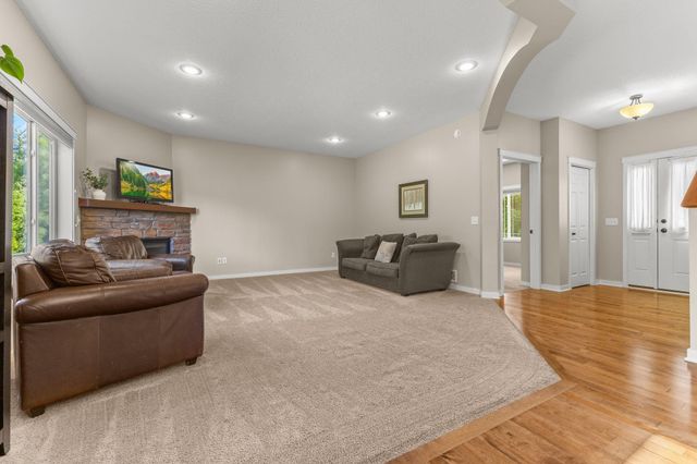 1439 5th Street SW, Delano, MN 55328