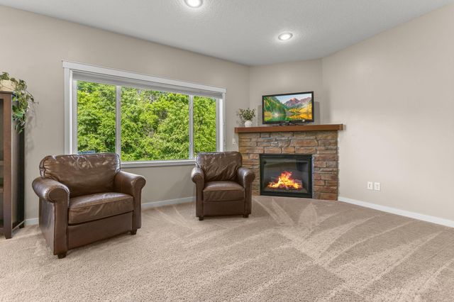 1439 5th Street SW, Delano, MN 55328