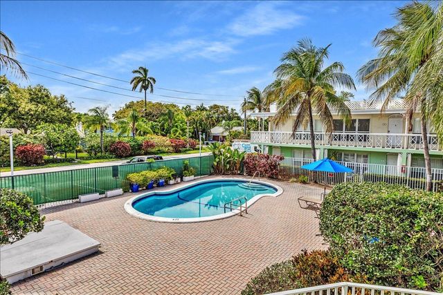 2124 NE 5th Avenue 212, Wilton Manors, FL 33305