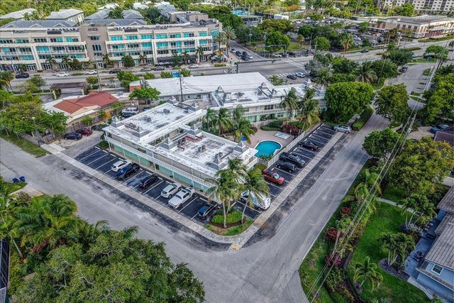 2124 NE 5th Avenue 212, Wilton Manors, FL 33305