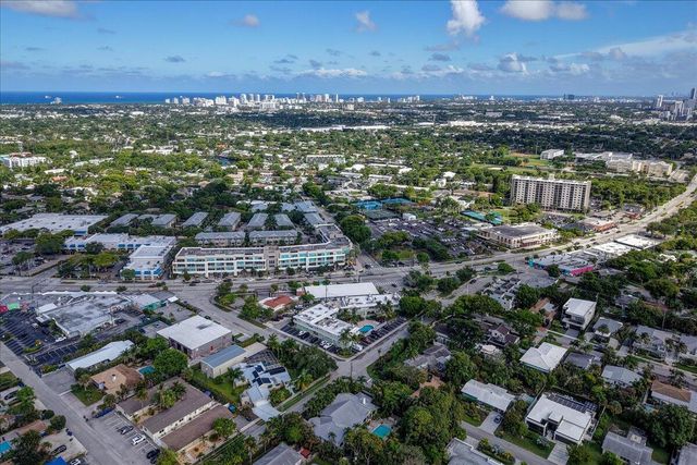2124 NE 5th Avenue 212, Wilton Manors, FL 33305
