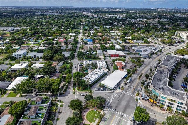 2124 NE 5th Avenue 212, Wilton Manors, FL 33305