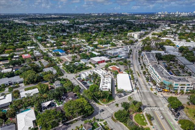 2124 NE 5th Avenue 212, Wilton Manors, FL 33305