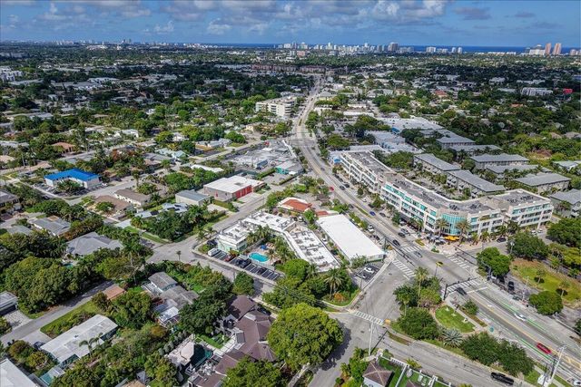 2124 NE 5th Avenue 212, Wilton Manors, FL 33305