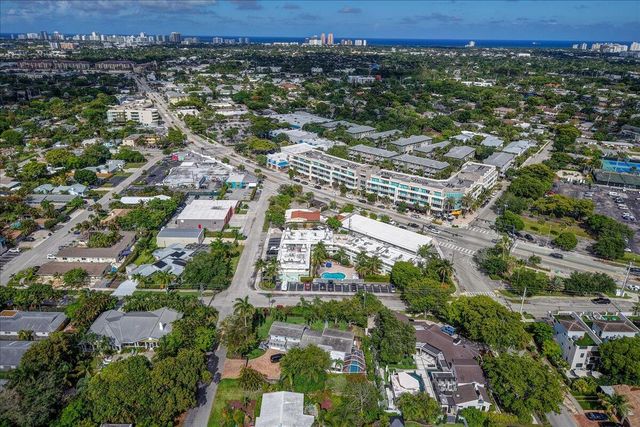 2124 NE 5th Avenue 212, Wilton Manors, FL 33305