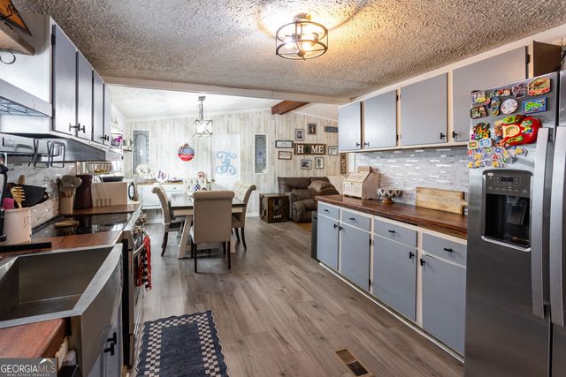 2076 Gleaton Road NE, Conyers, GA 30013