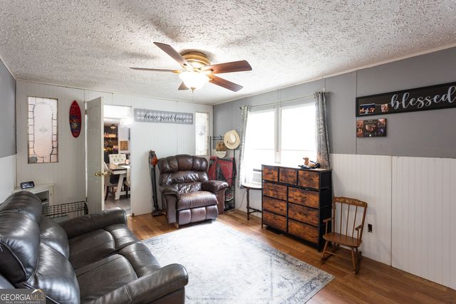 2076 Gleaton Road NE, Conyers, GA 30013
