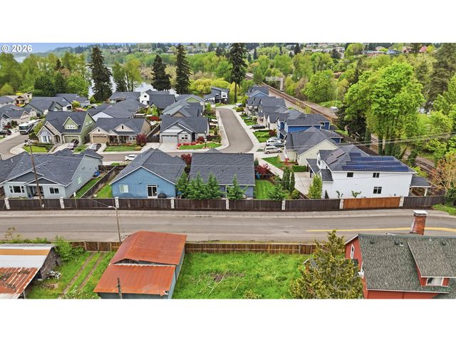 2111 Nw 70TH St, Vancouver, WA 98665