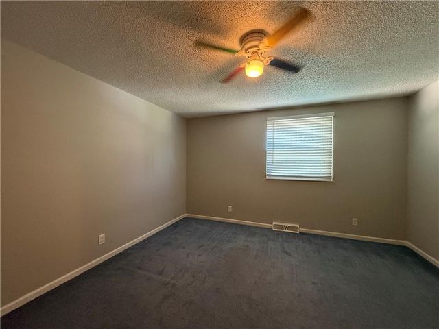 505 S Ridge Drive, Olathe, KS 66061