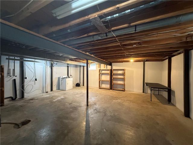 505 S Ridge Drive, Olathe, KS 66061