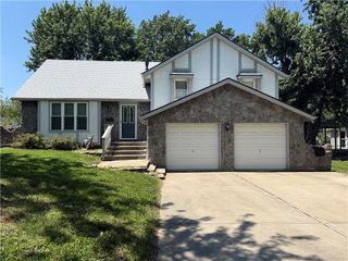 505 S Ridge Drive, Olathe, KS 66061