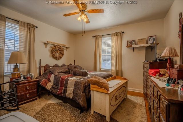 1014 Village Drive, South Charleston, WV 25309