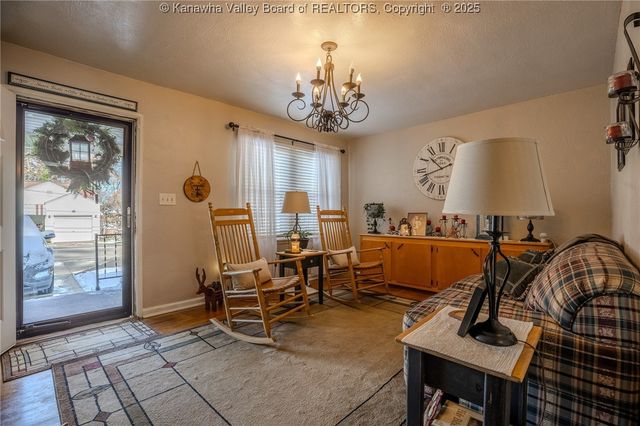 1014 Village Drive, South Charleston, WV 25309