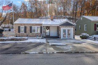 1014 Village Drive, South Charleston, WV 25309