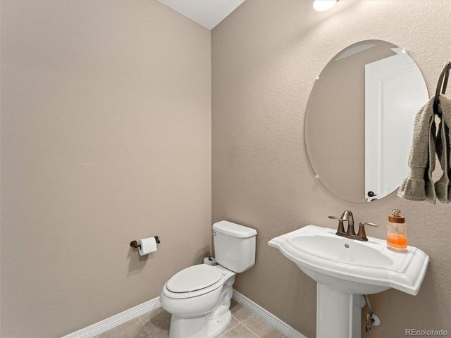 3919 Desert Ridge Cir, Castle Rock, CO 80108