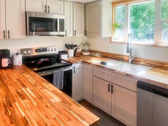 470 A Gold Creek Loop Rd, Colville, WA 99114