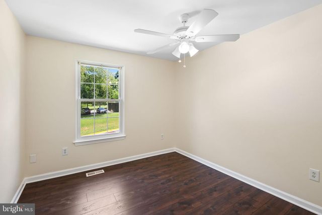 19559 TAVERNEY DR, Gaithersburg, MD 20879