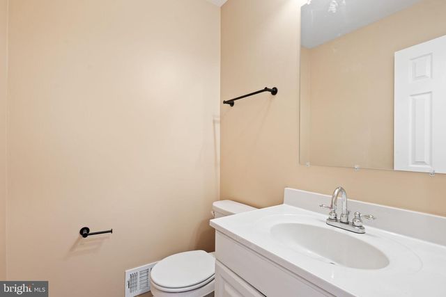 19559 TAVERNEY DR, Gaithersburg, MD 20879