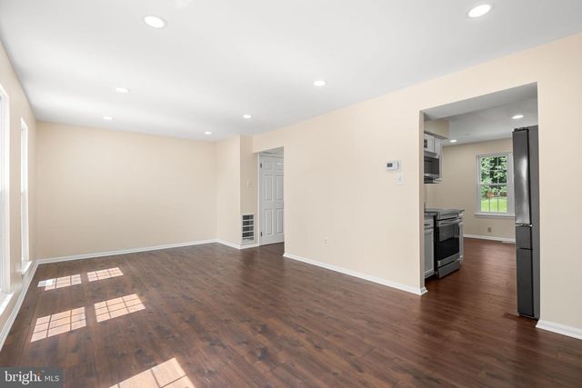 19559 TAVERNEY DR, Gaithersburg, MD 20879