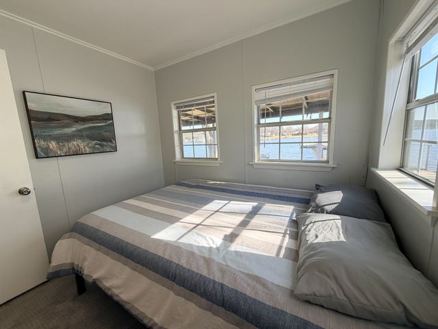 1203 McGinnis Point, Graford, TX 76449