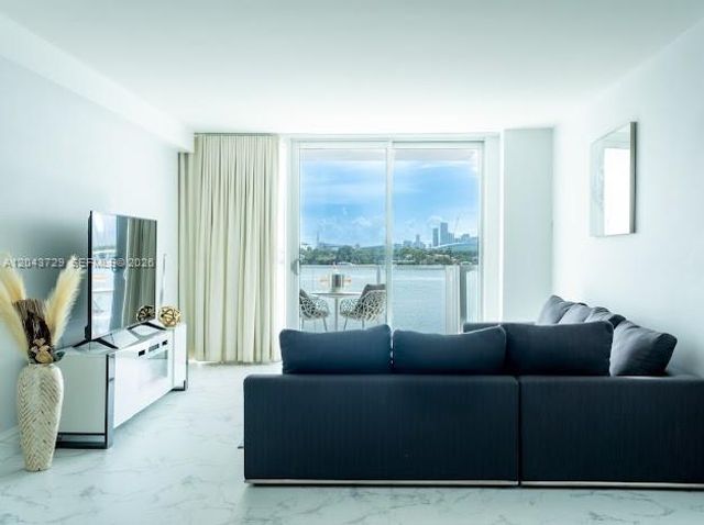 1100 W Ave 510 510, Miami Beach, FL 33139