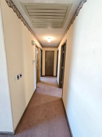 2317 S Ohio St, Salina, KS 67401