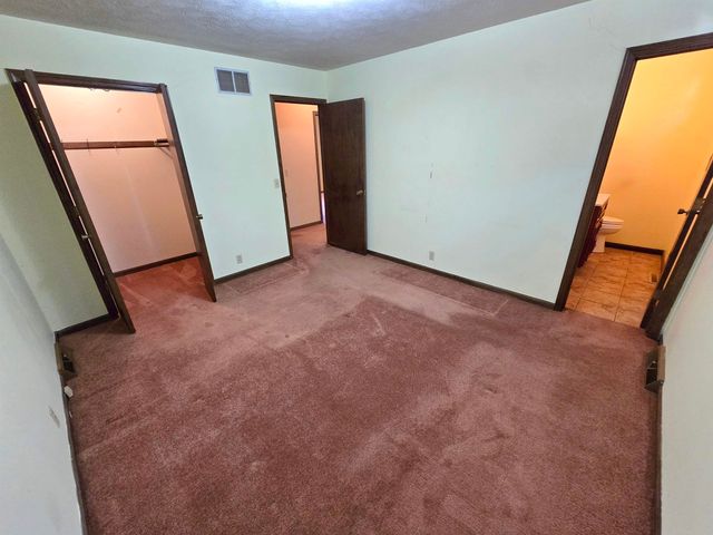 2317 S Ohio St, Salina, KS 67401