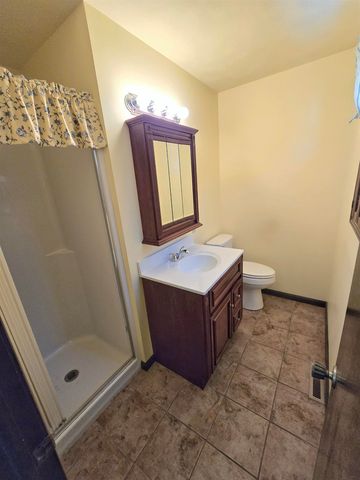 2317 S Ohio St, Salina, KS 67401