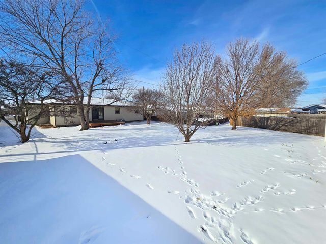 2317 S Ohio St, Salina, KS 67401