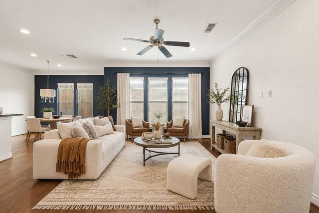 2332 Naomi Street, Houston, TX 77054