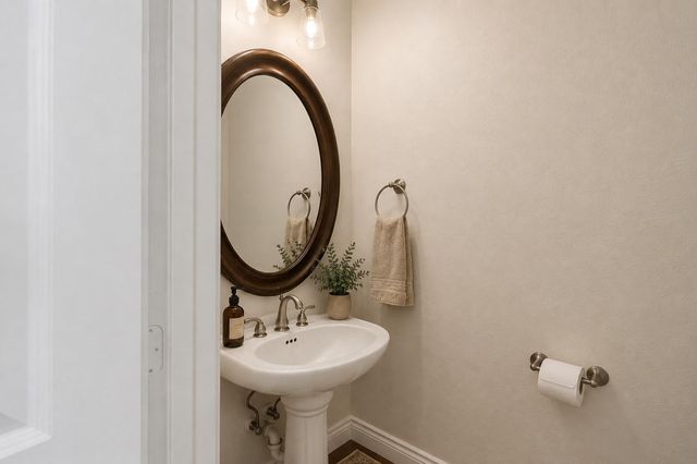 2332 Naomi Street, Houston, TX 77054